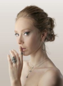 Online jewelry